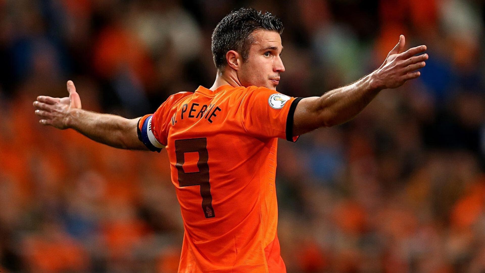 马塞利诺回应球迷欧冠缺席，尊重选择，以场上表现赢回支持