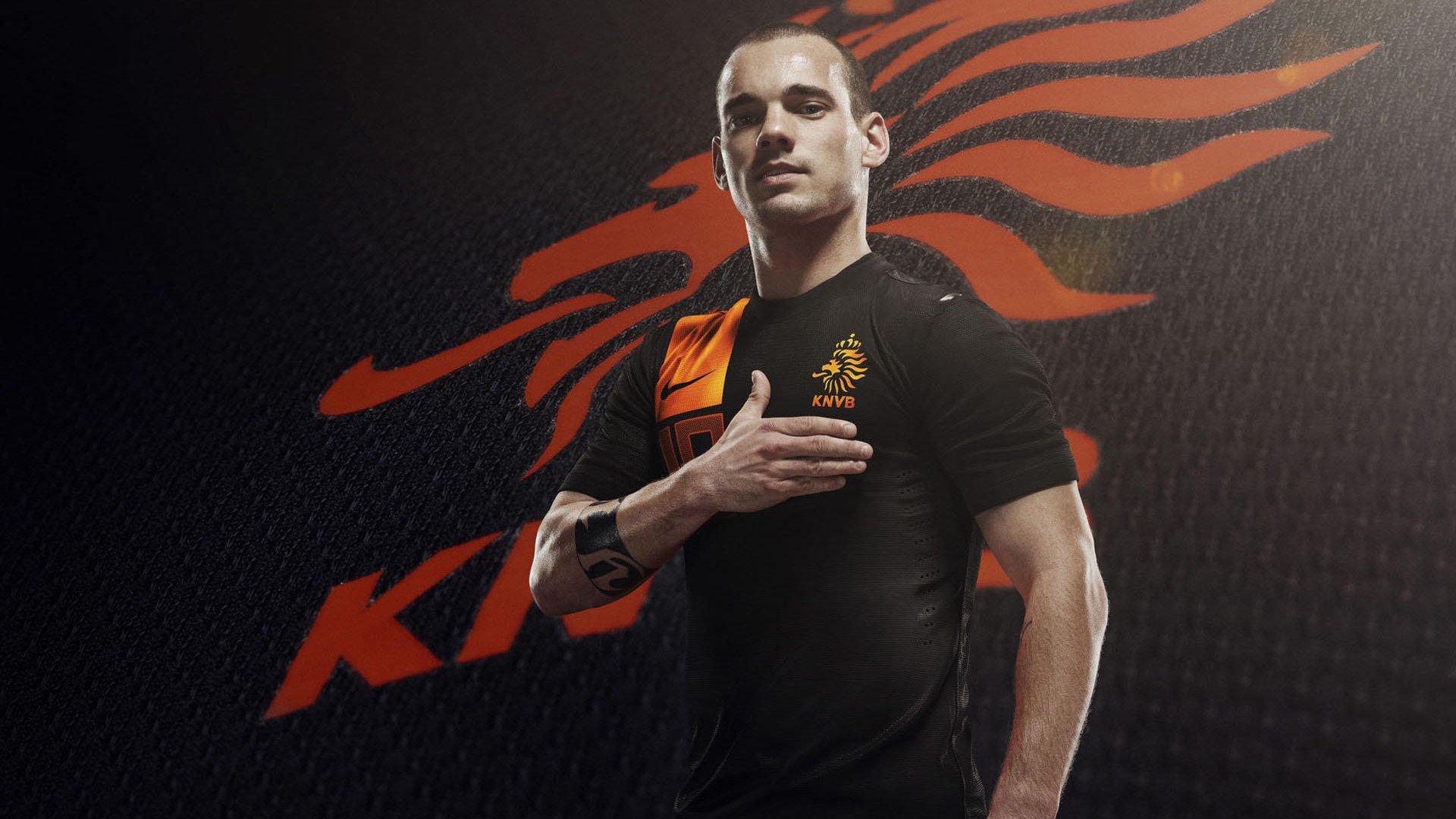 国际米兰主场力克莱切，姆希塔良传射建功，图拉姆首发闪耀